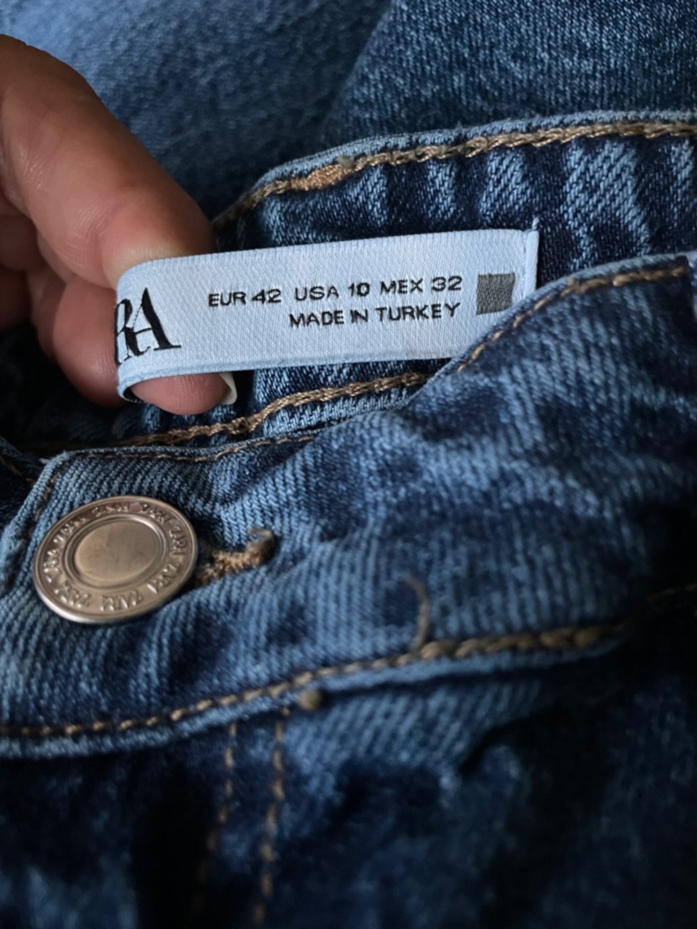 ZARA women’s Wide Leg cropped Jeans - Picture 3 of 3